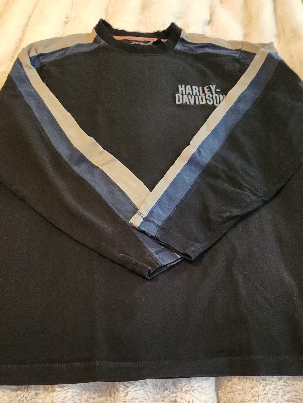 Harley-Davidson Black Crewneck Long-Sleeve Shirt with Blue & Gray Stripes